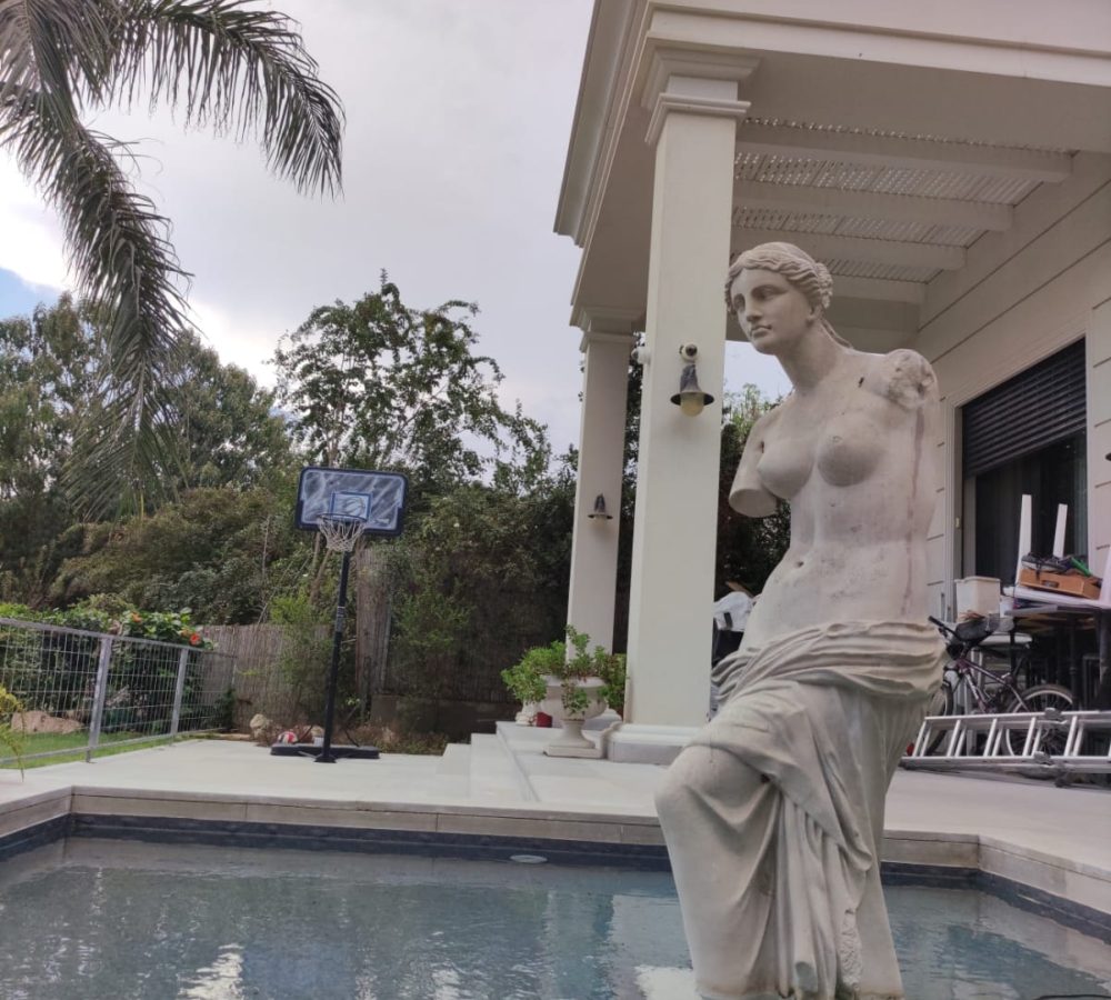 WhatsApp Image 2025-11-20 at 15.15.07