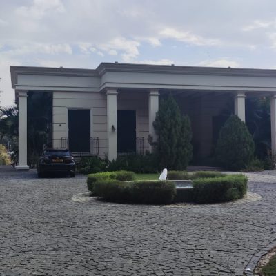 WhatsApp Image 2025-11-20 at 15.15.10